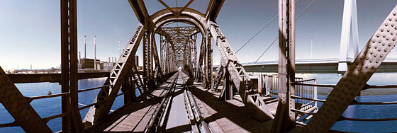 Steyregger Brücke Infrarot auf Alu
