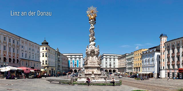 Linz - Dreifaltigkeitssäule am Hauptplatz als E-Card versenden