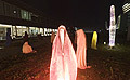 360° Foto Spirit Ghost Parade, leuchtende Geister im Lenaupark, Galerie Artpark in Linz